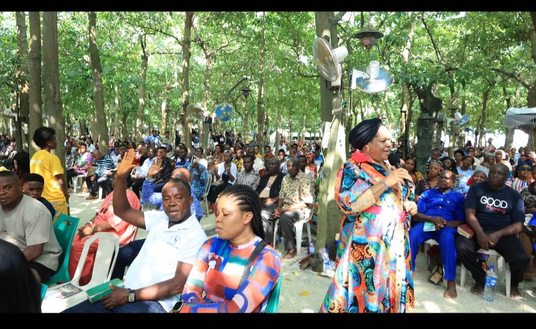 Synagogue hosts Revival and Restoration service for worshippers at SCOAN Mountain