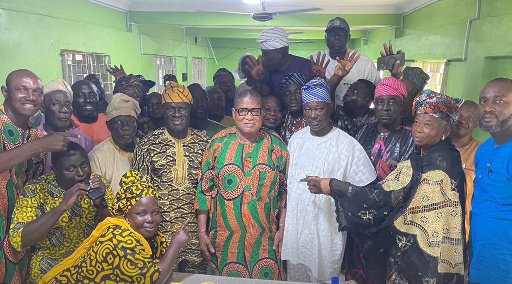  2025 LG Election: APC LGA Exco Endorses Mayor Okeowo For Second Term based on 1st tenure performance