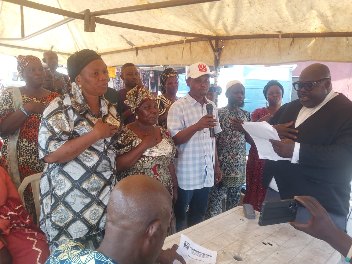 APC Swears In Ward Executives Across Ifelodun LCDA, Urges Commitment to Grassroots Mobilisation